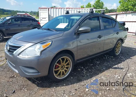 2017 Nissan Versa 1.6 S z USA, uszkodzony, nr VIN 3N1CN7AP6HL900180